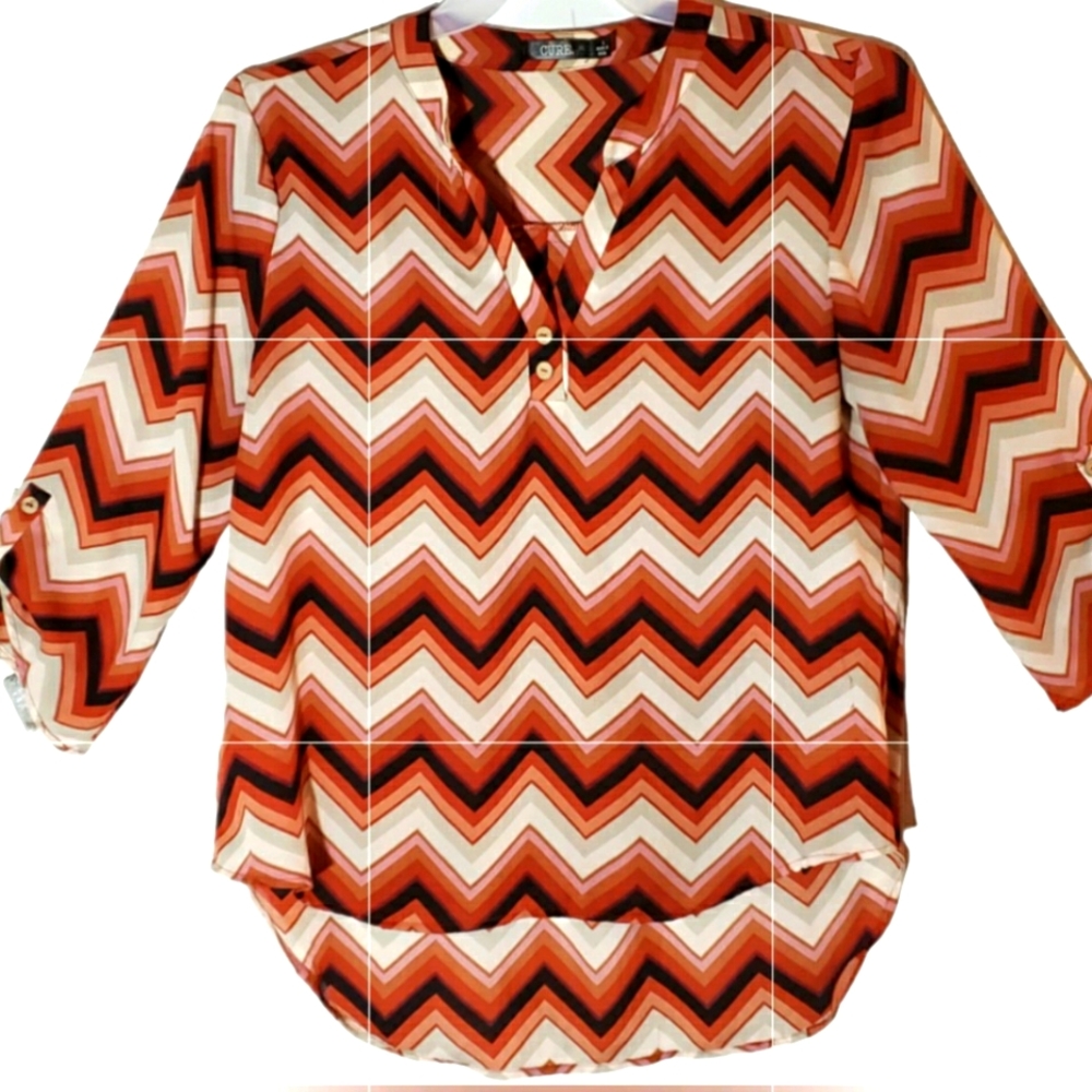 Cure women's large fall colored chevron print pullover blouse. 1075